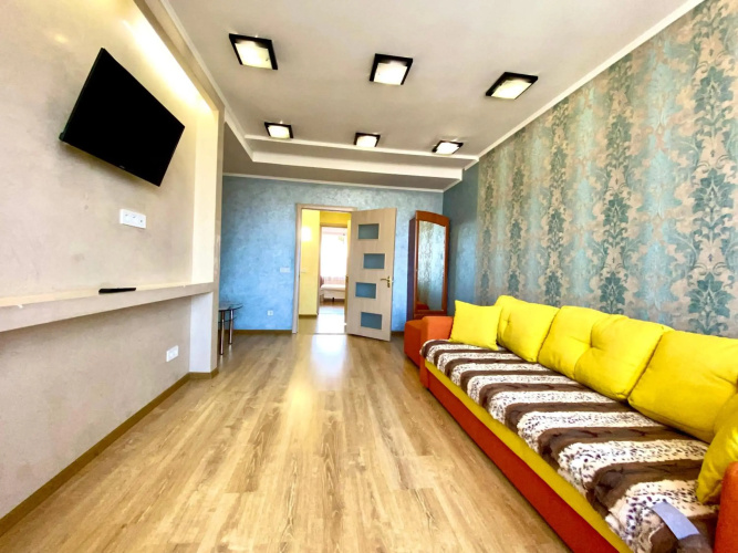 ApartPoltava Светлые и просторные 2-комнатные апартаменты в самом центре Полтавы