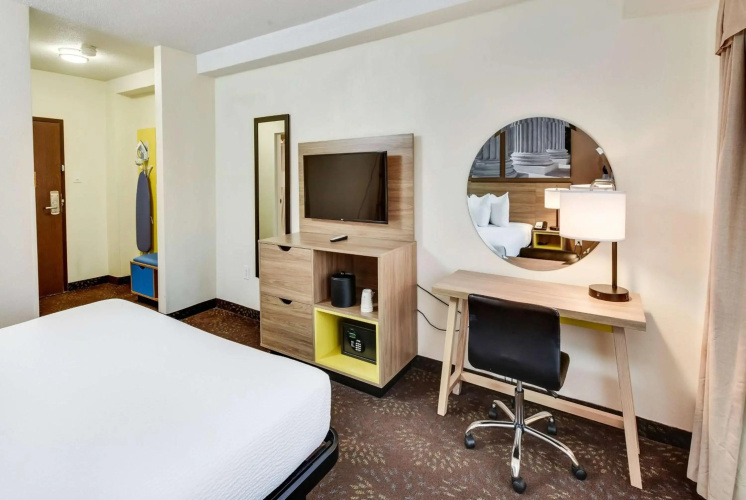 ICON Hotel