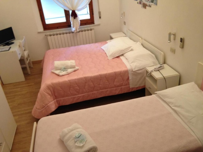 Classic Triple room