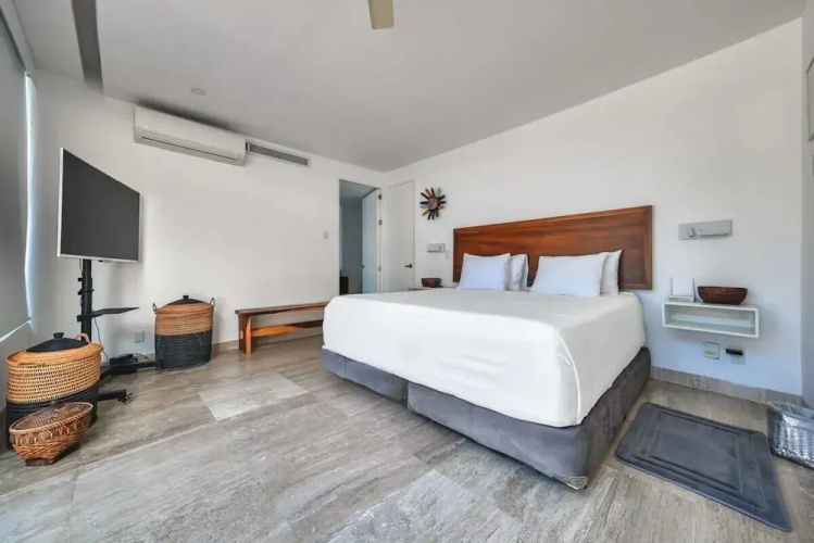 Breathtaking 3BR Condo - Private Pool - Sunsets