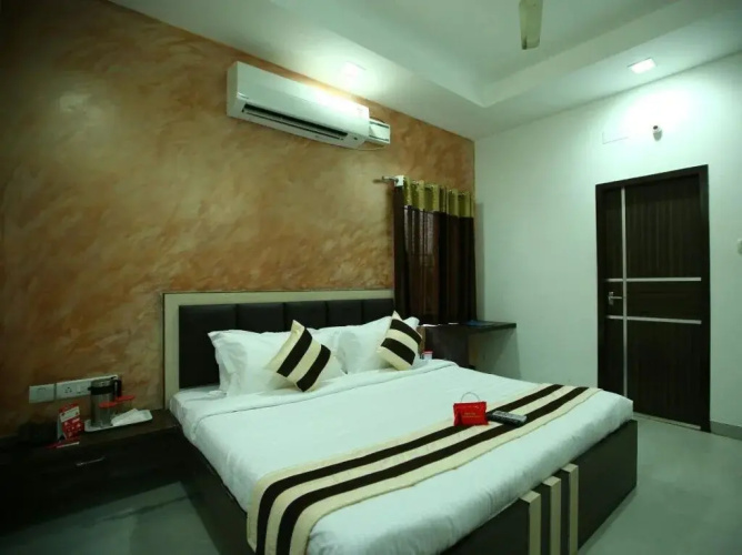 Green Tree Service Apartment