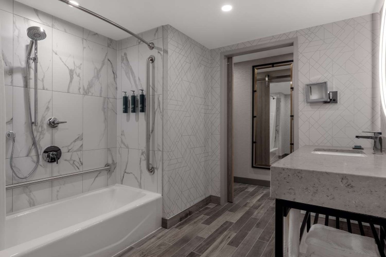 Doubletree By Hilton Kingston photo 11