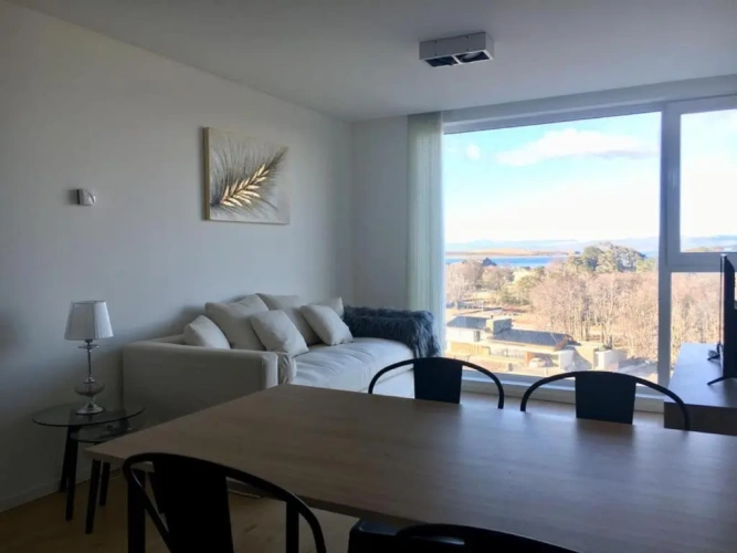 Apartment with sea view