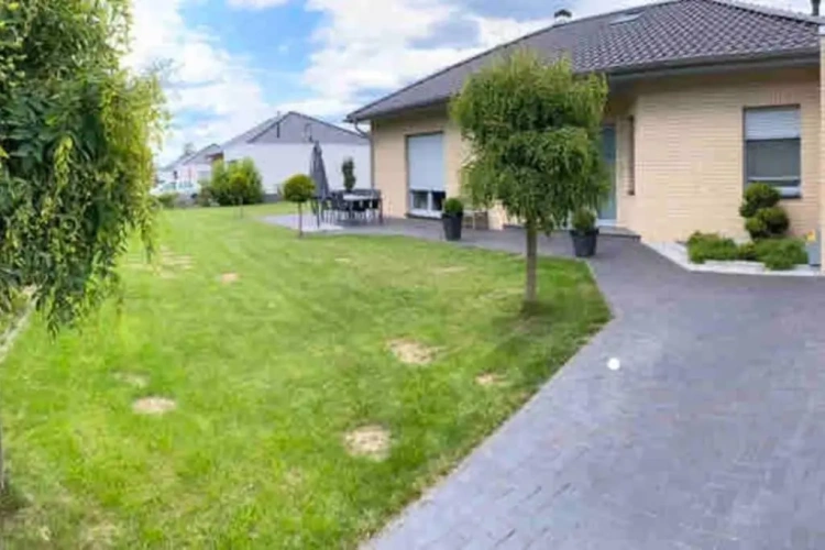 2 Bedrooms Cottage