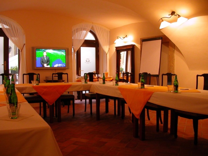 Iron Gate Hotel and Suites photo 23