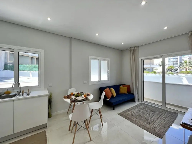 Praia DA Rocha Modern by Homing