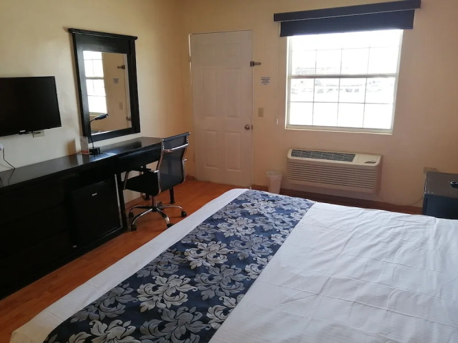 Hotel Express Inn