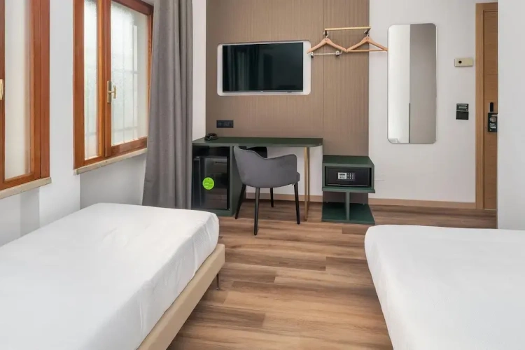Twin room