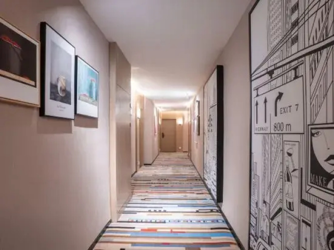 RARA E-sports Hotel