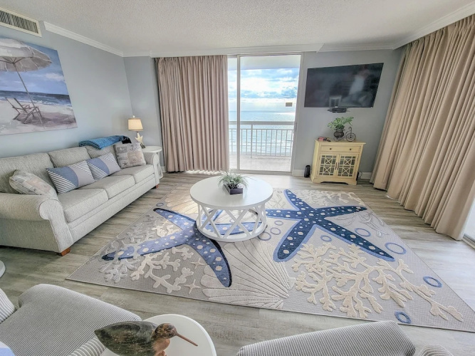 510 South Hampton 2 Bedroom Condo