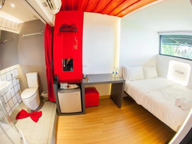 Little Box Hotel