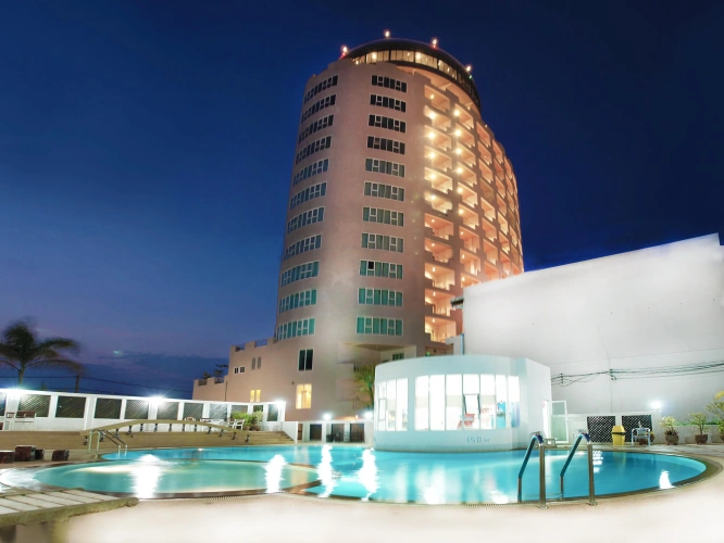 Deluxe Twin room with balcony