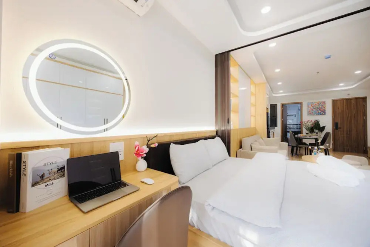 Wisteria Luxury Apartment