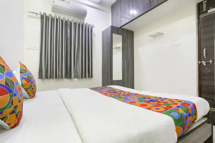 Fabhotel Legacy I