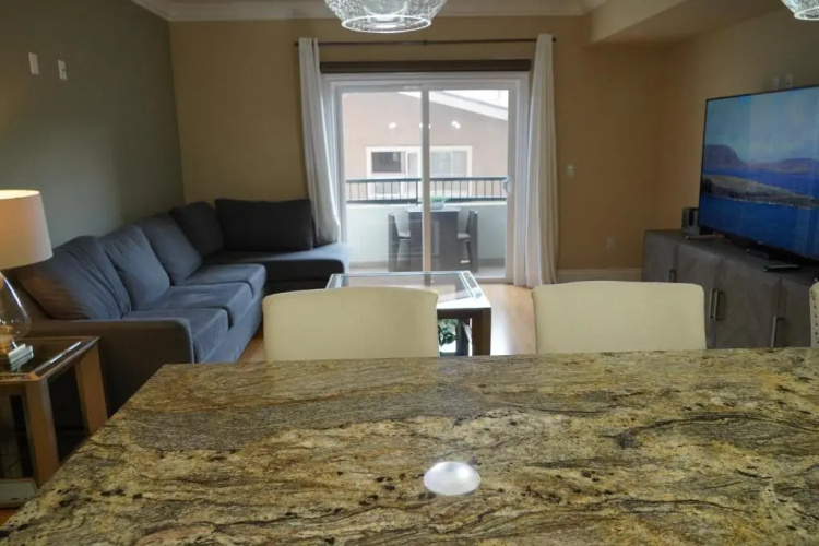 Balmoral Apartments