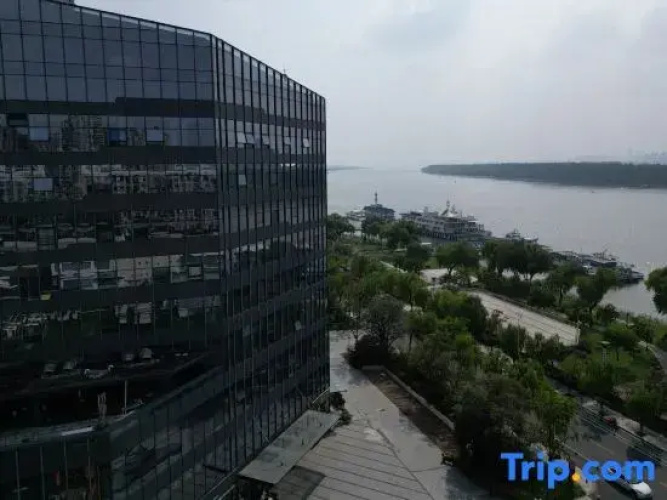 Lanjiangyue River View Homestay