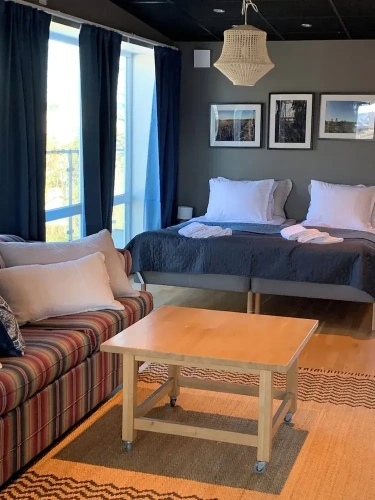 Standard Quadruple Family room