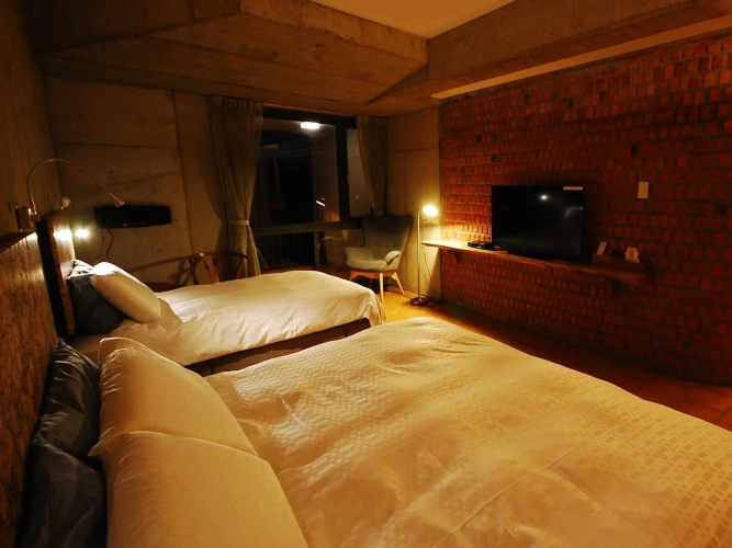 Standard Triple room