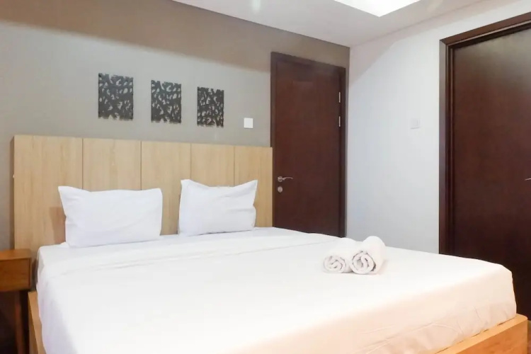 3br Luxurious And Elegant Apartment At Grand Sungkono Lagoon - Surabaya