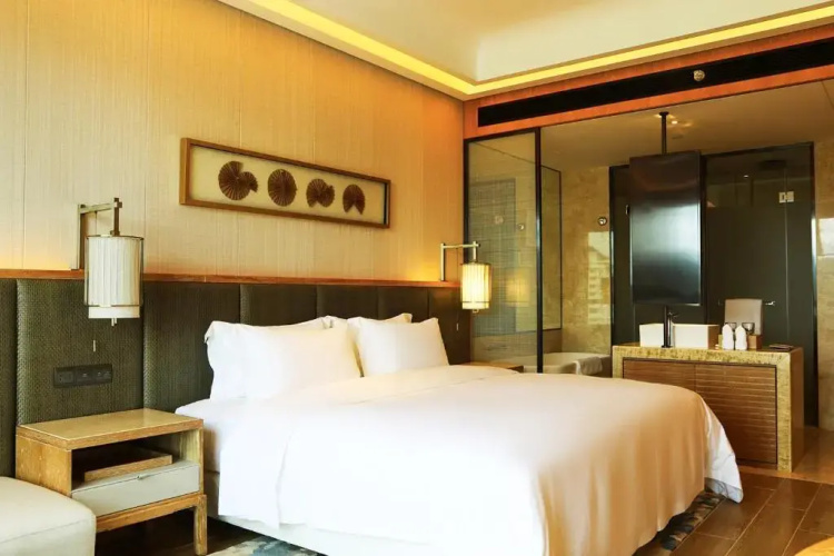 Sanya Harman Hotel