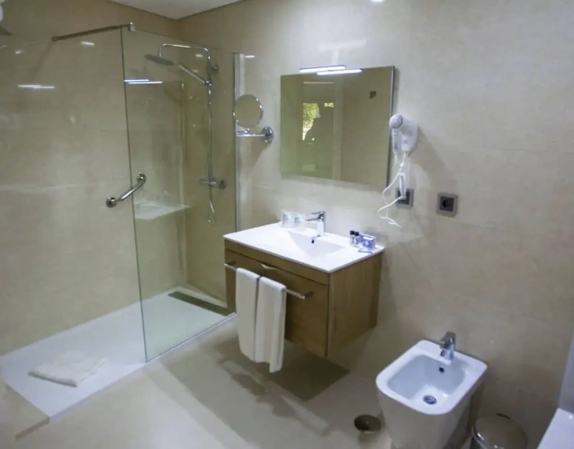 Deluxe Suite with balcony