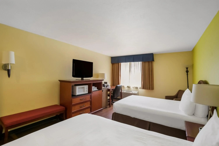 Americas Best Value Sandman Inn