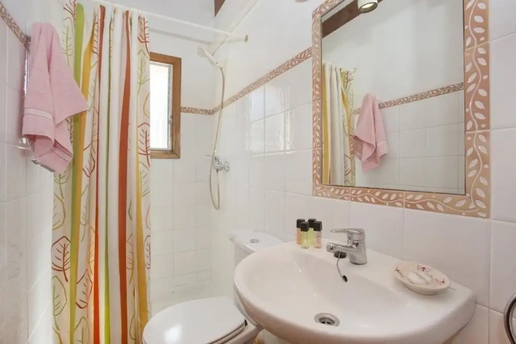 3 Bedrooms Family Villa with garden view