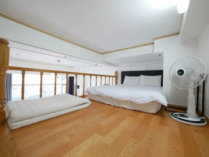 Travel House