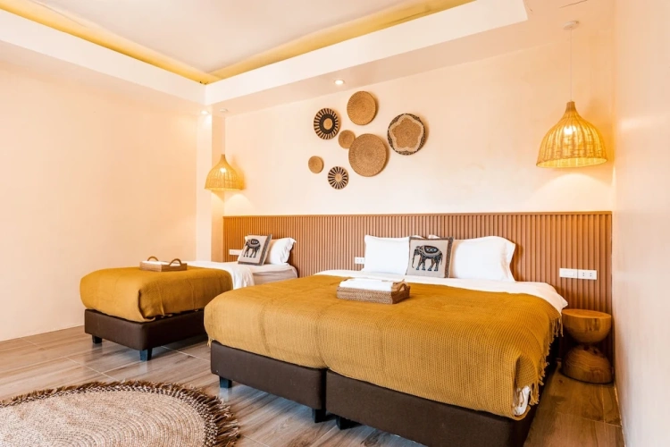 Superior Triple room