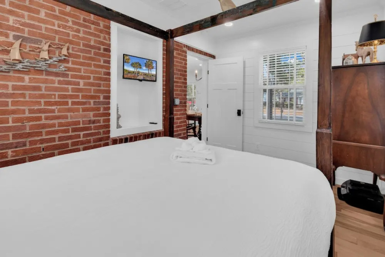 Myrtle Beach Family Retreat-Spacious 4BR