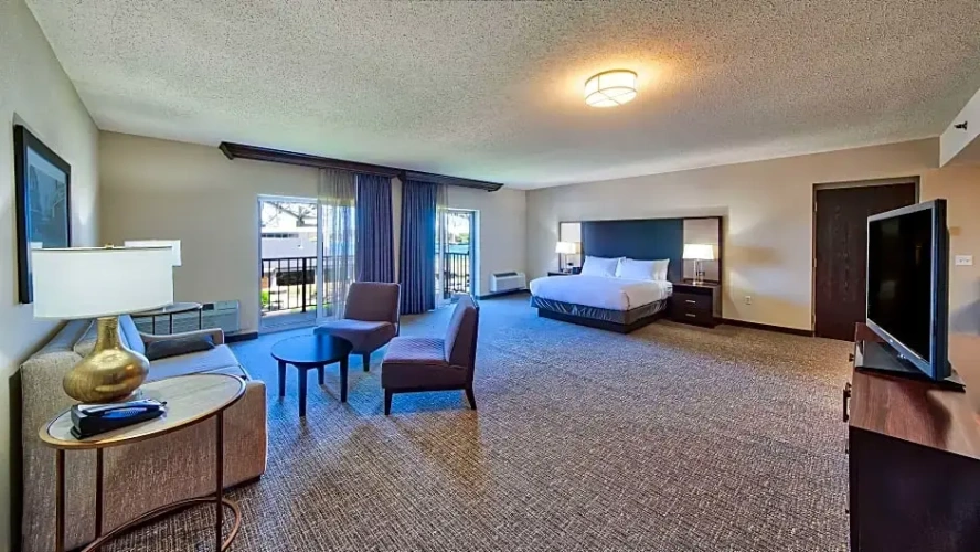 Double Suite with water view