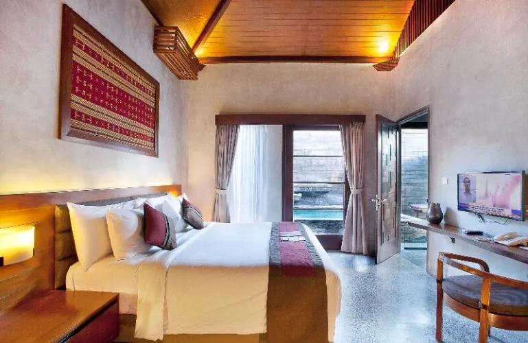 Standard room with balcony