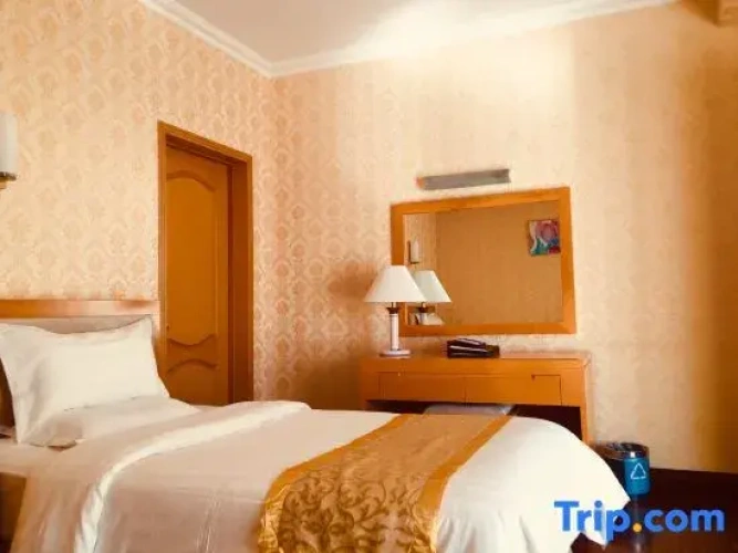 1 Bedroom Deluxe Suite