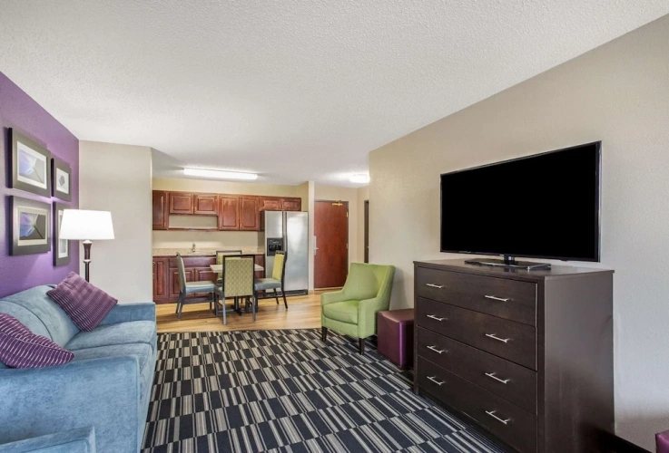 1 Bedroom Suite
