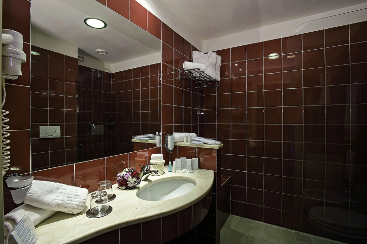 Mahara Hotel photo 10