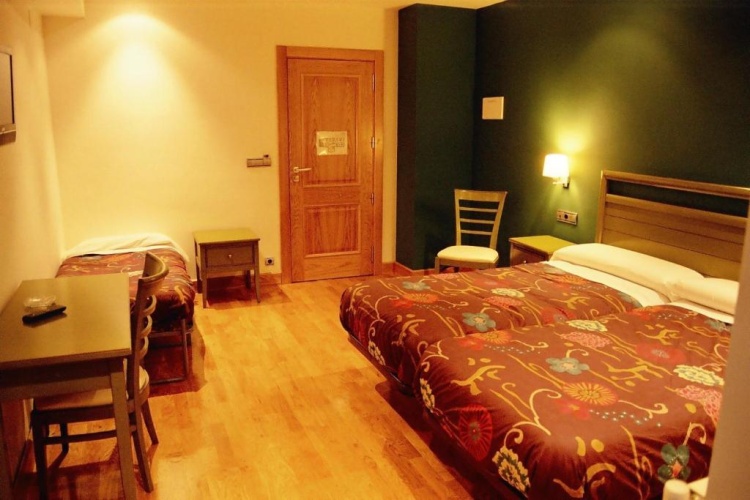 Standard Double room with view