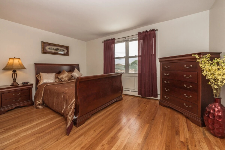 David’s Vacation Escapes Cozy Condo