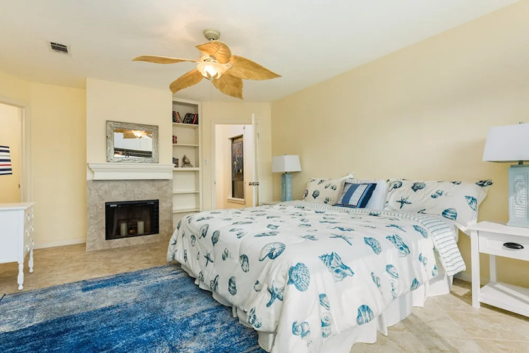 3409 Galveston - 4 Br Home