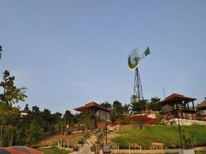 Dern Din Du Dao Resort