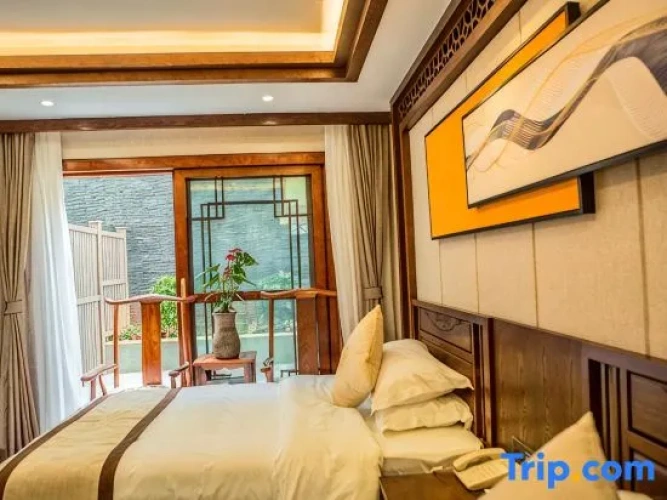 Deluxe Double room with garden view