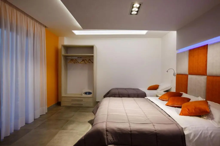 Orange Suites