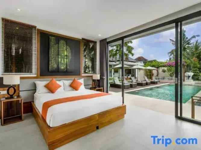 3 Bedrooms Villa