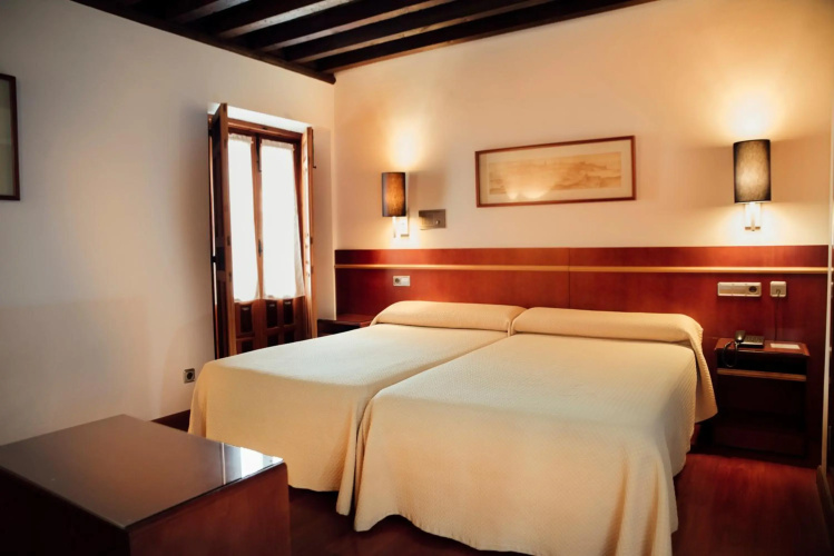 Hotel Santa Isabel