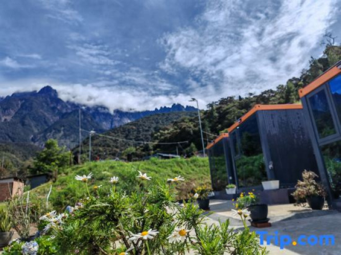 H Benjamin Residence