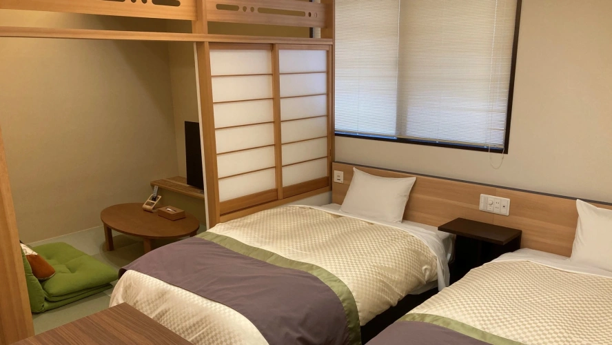 Deluxe Twin room