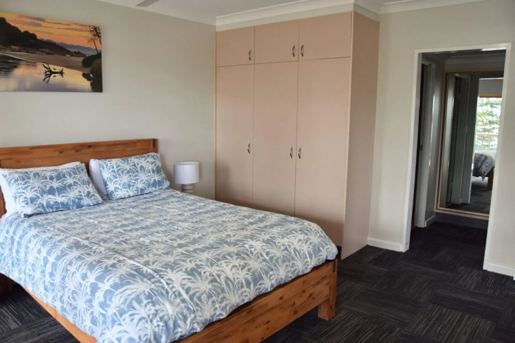 Astor Apartment 2