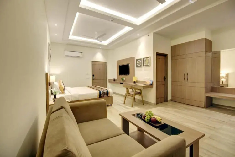 Hotels 18