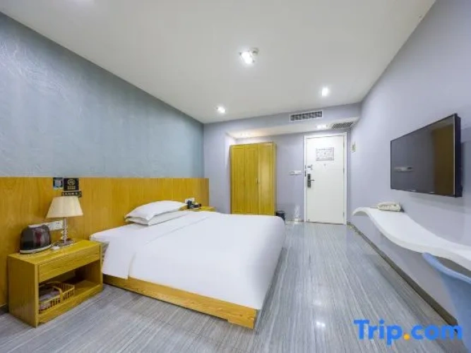 Standard Double room with river view