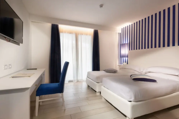 1 Bedroom Comfort room