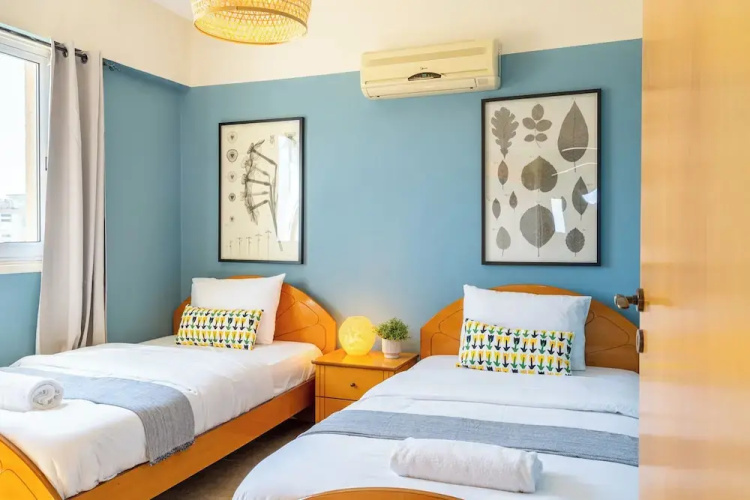 Bayview 2-BR Apartment in Larnaca
